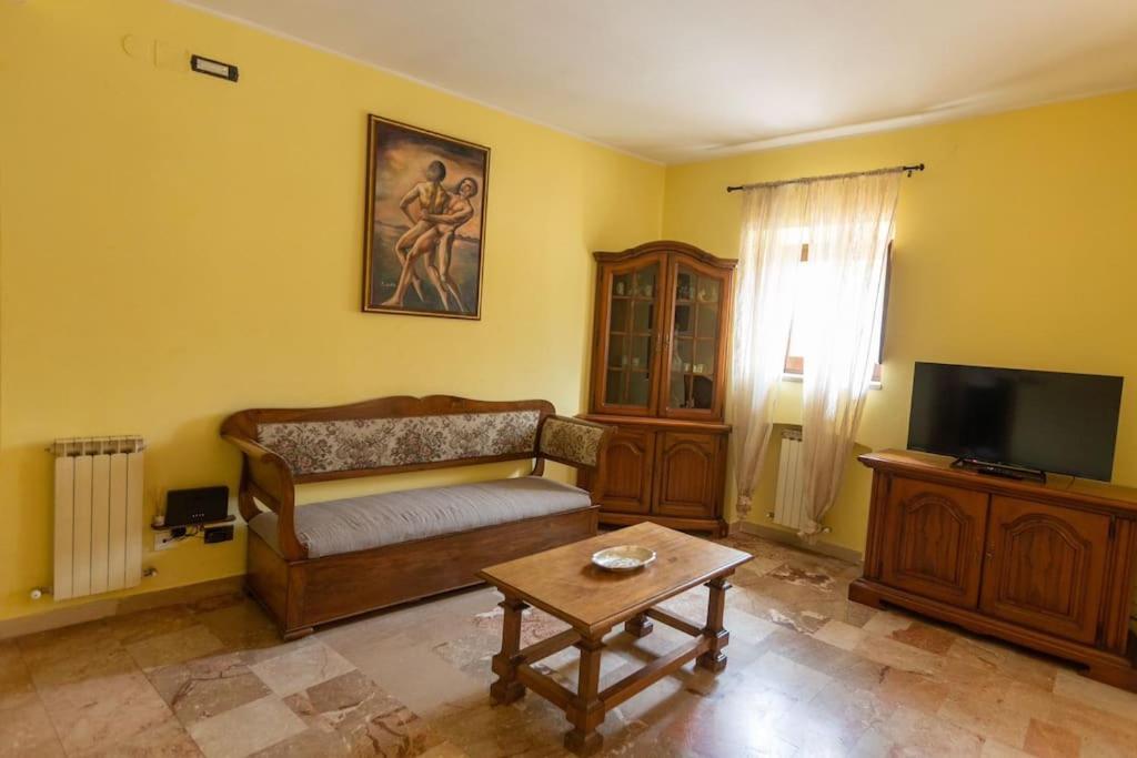 Caldora Apartment LʼAquila Eksteriør bilde